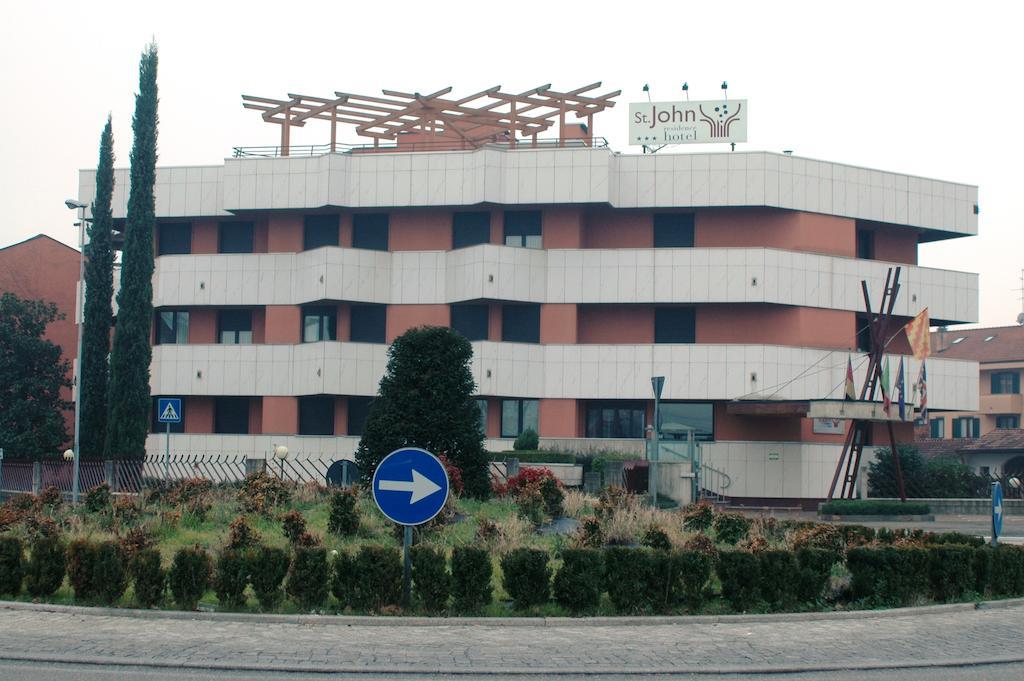 Hotel St John Desio Zewnętrze zdjęcie