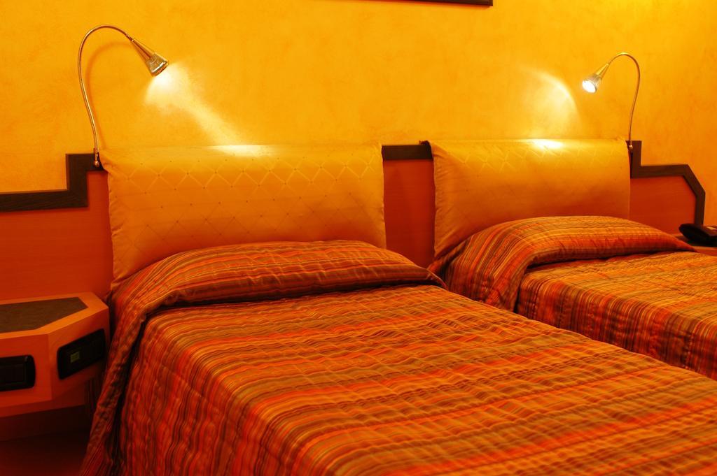 Hotel St John Desio Zewnętrze zdjęcie