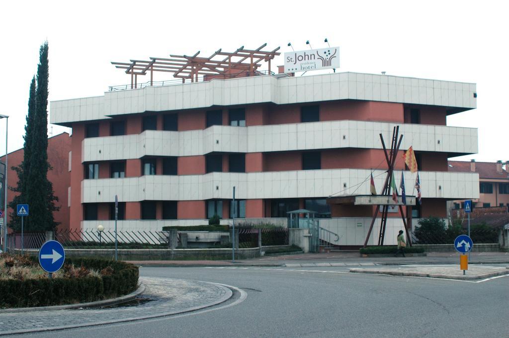 Hotel St John Desio Zewnętrze zdjęcie