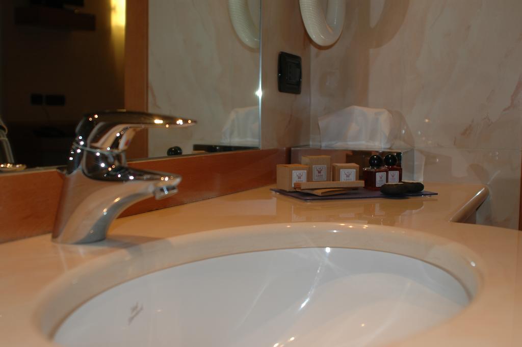 Hotel St John Desio Zewnętrze zdjęcie