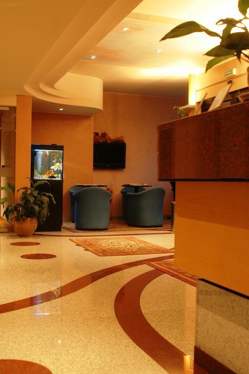 Hotel St John Desio Zewnętrze zdjęcie