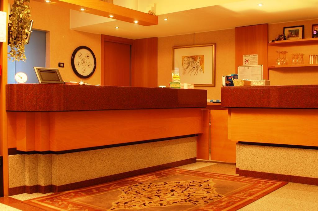 Hotel St John Desio Zewnętrze zdjęcie